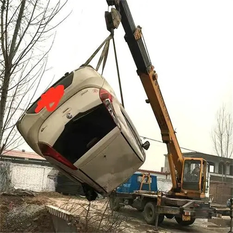 泉州鲤城随时待命，吊车24小时道路救援服务全解析